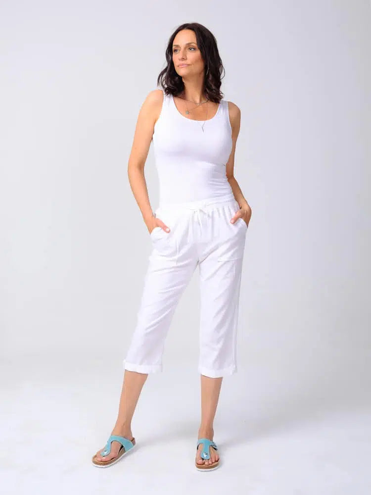 Cotton capris hotsell with pockets